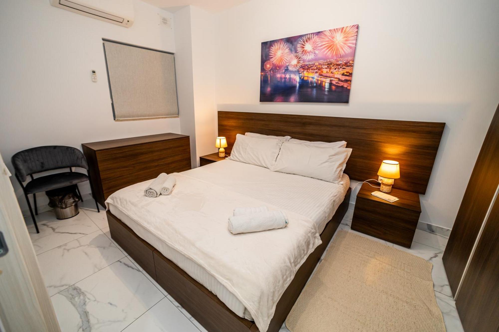 Sea Breeze, Spacious 2-Bedroom Lux Seaside Apartments San Pawl il-Baħar Zewnętrze zdjęcie