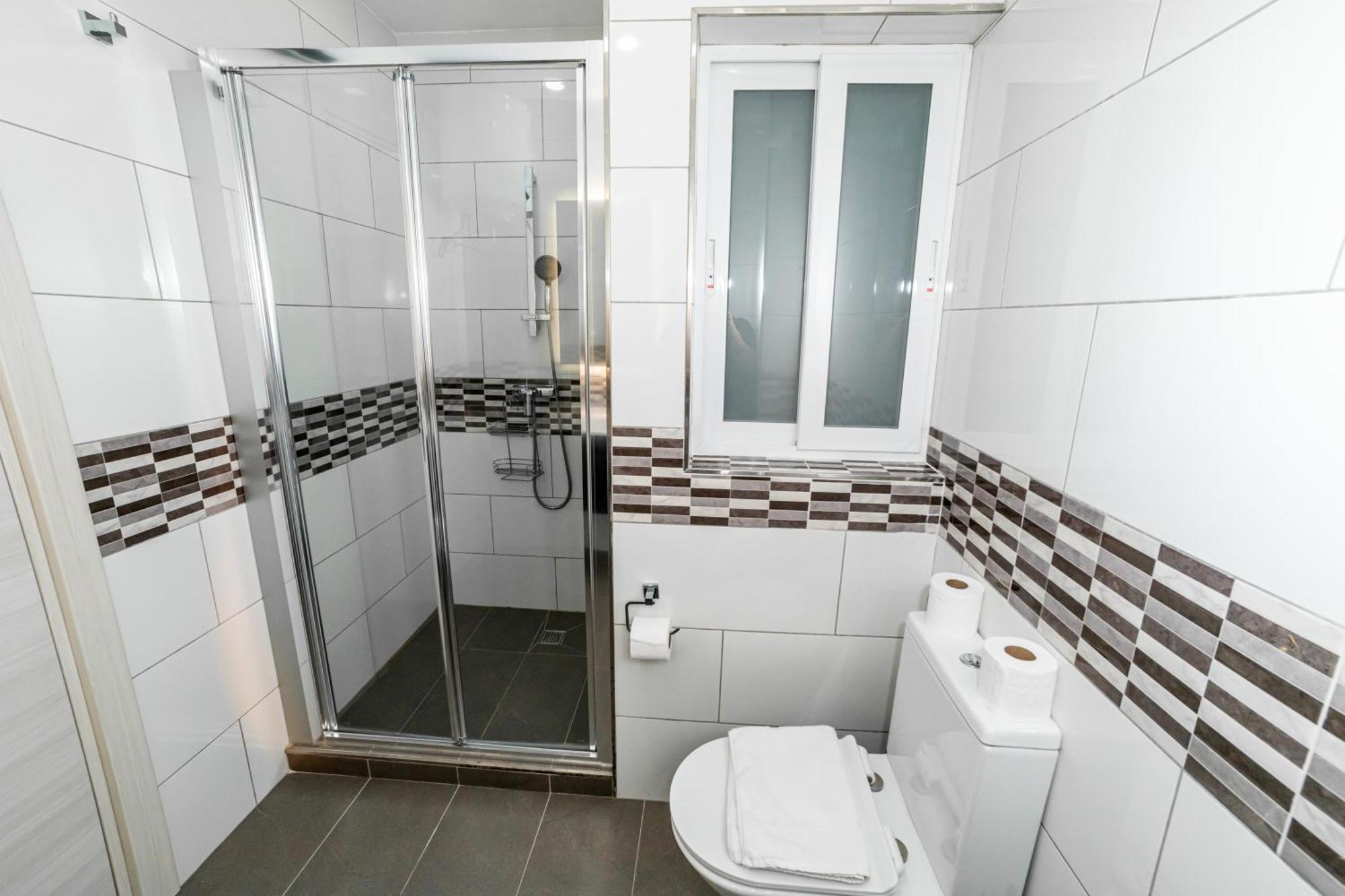 Sea Breeze, Spacious 2-Bedroom Lux Seaside Apartments San Pawl il-Baħar Zewnętrze zdjęcie