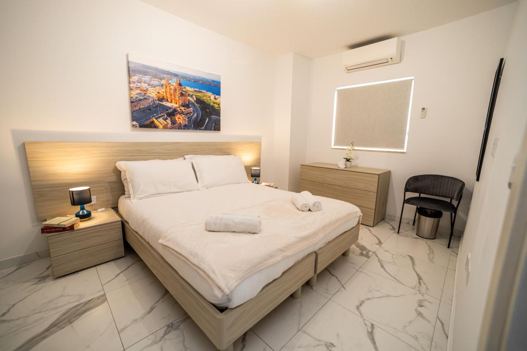 Sea Breeze, Spacious 2-Bedroom Lux Seaside Apartments San Pawl il-Baħar Zewnętrze zdjęcie