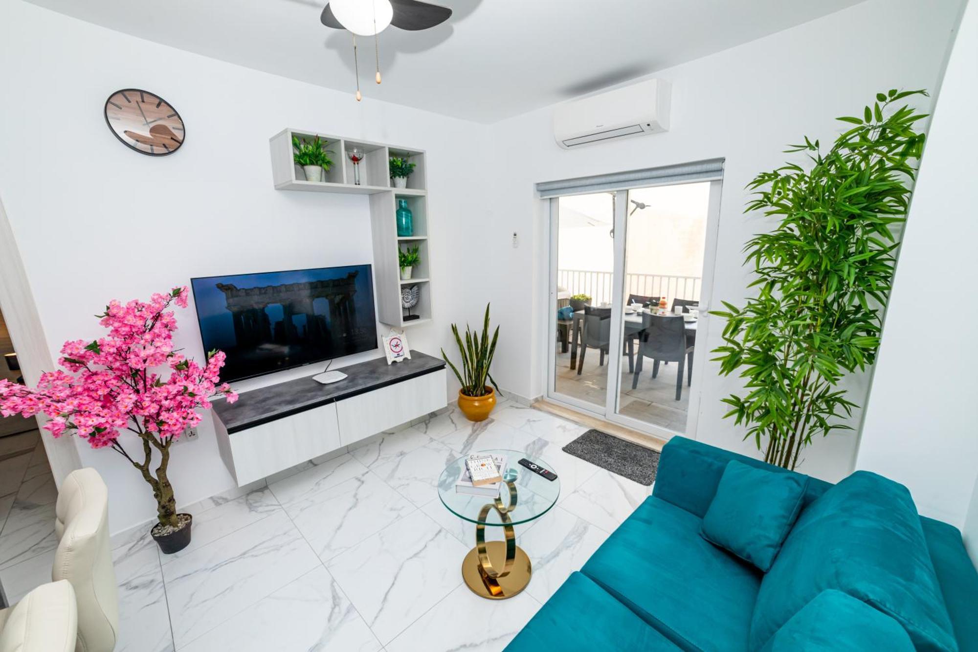 Sea Breeze, Spacious 2-Bedroom Lux Seaside Apartments San Pawl il-Baħar Zewnętrze zdjęcie