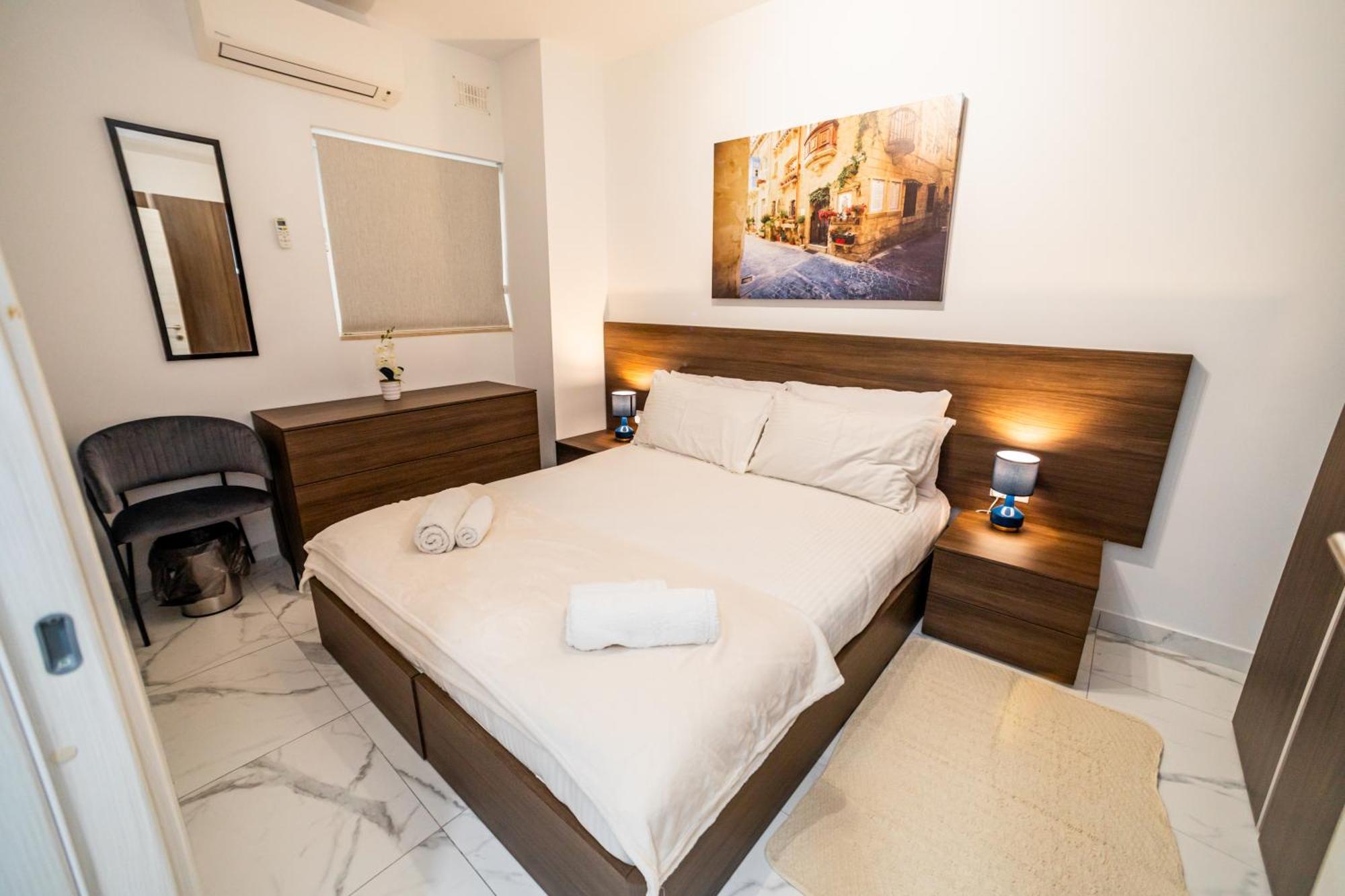 Sea Breeze, Spacious 2-Bedroom Lux Seaside Apartments San Pawl il-Baħar Zewnętrze zdjęcie