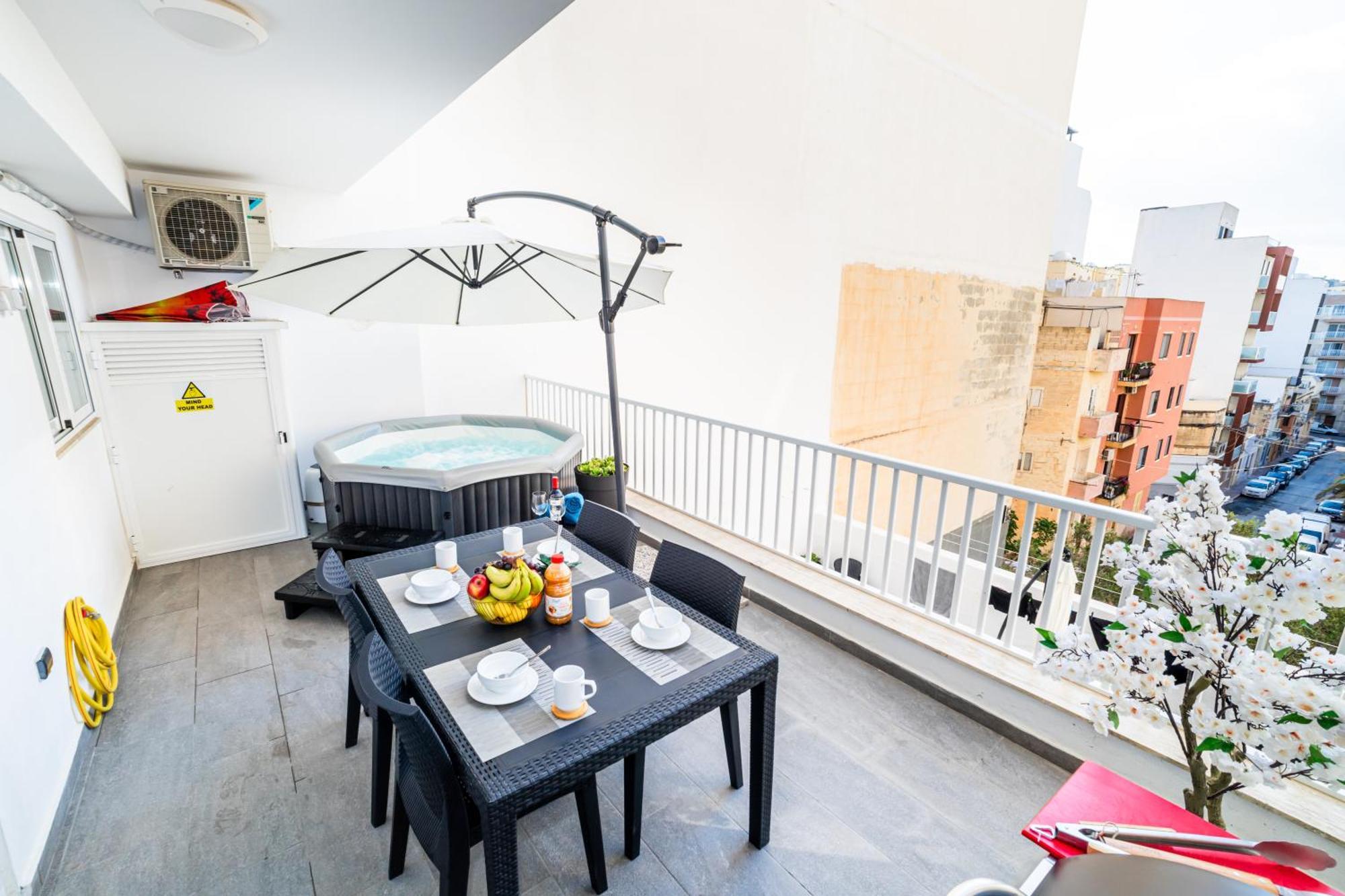 Sea Breeze, Spacious 2-Bedroom Lux Seaside Apartments San Pawl il-Baħar Zewnętrze zdjęcie