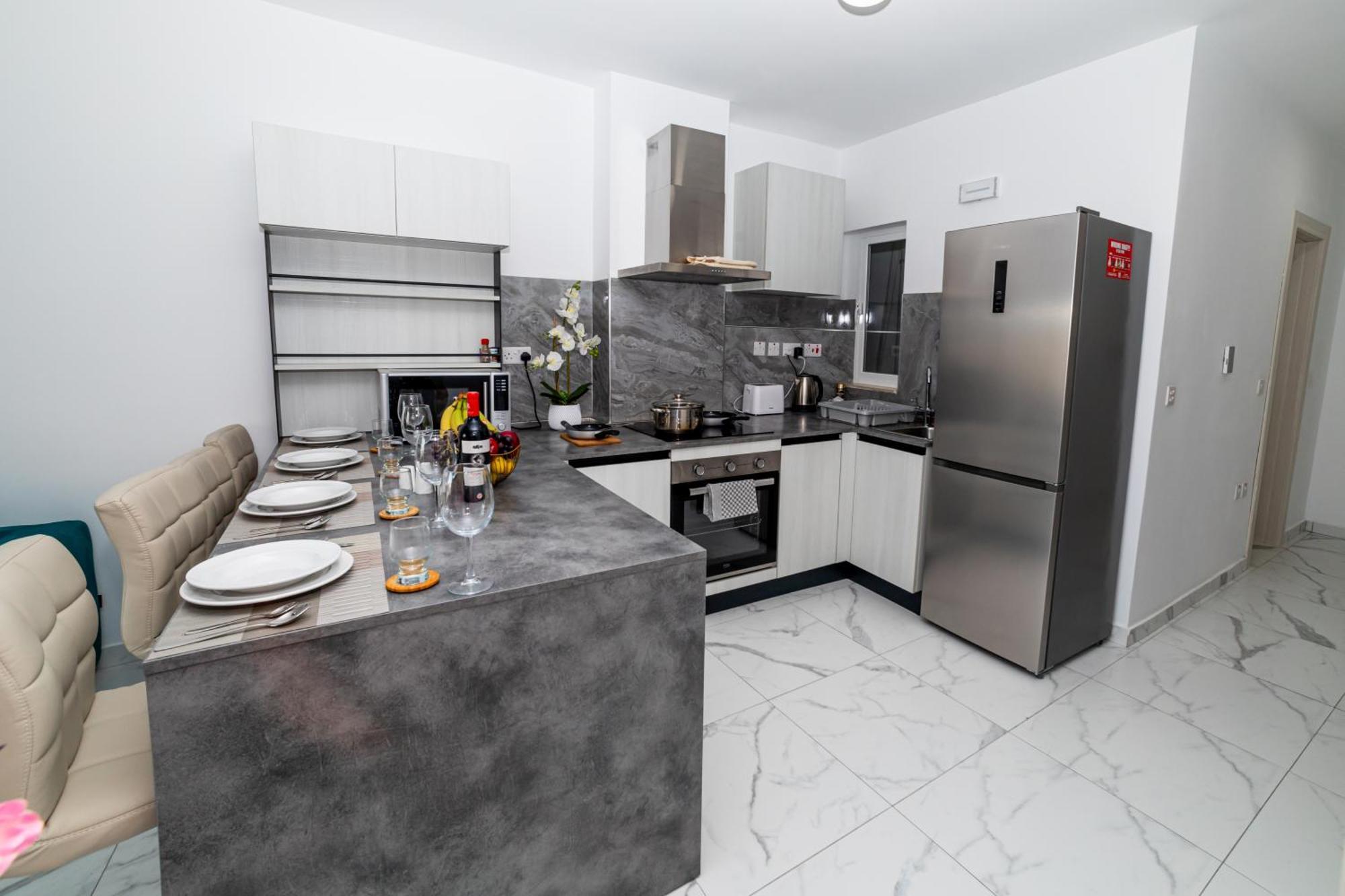 Sea Breeze, Spacious 2-Bedroom Lux Seaside Apartments San Pawl il-Baħar Zewnętrze zdjęcie